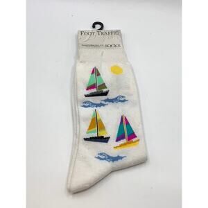 FOOT TRAFFIC Women's White Multi Sail Print Crew Socks SZ 4-10